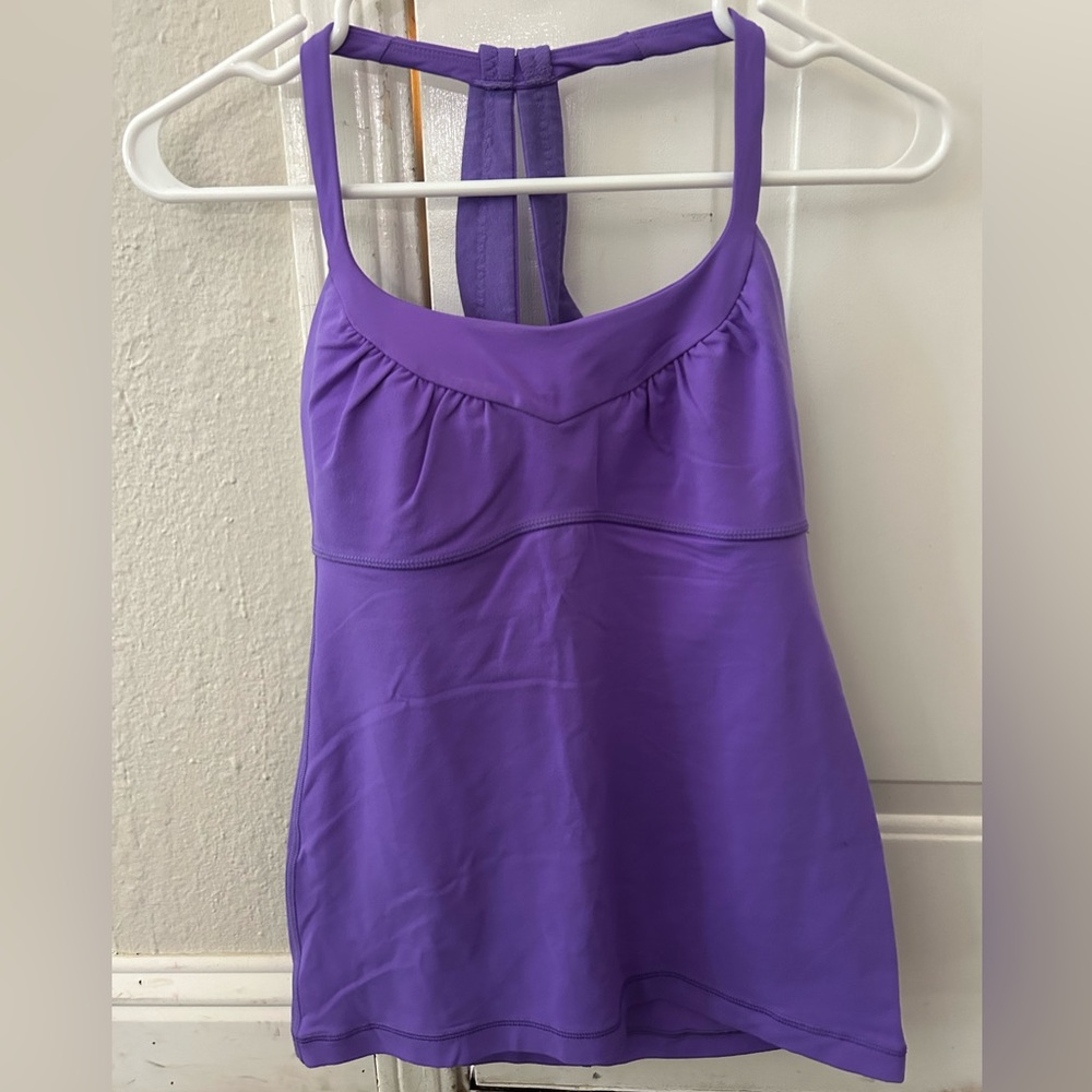 Purple like new lululemon tank top
